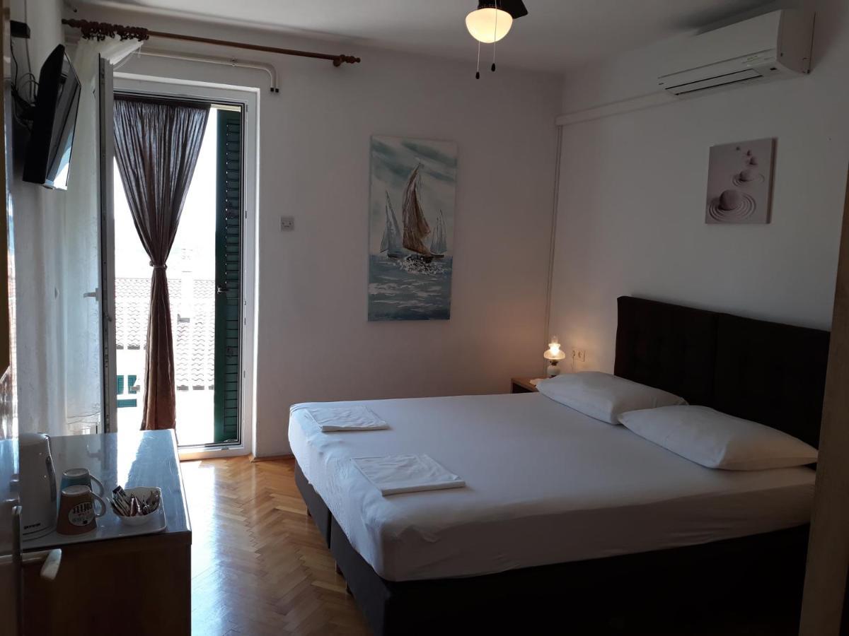 Bed & Breakfast Batosic Makarska Exterior photo