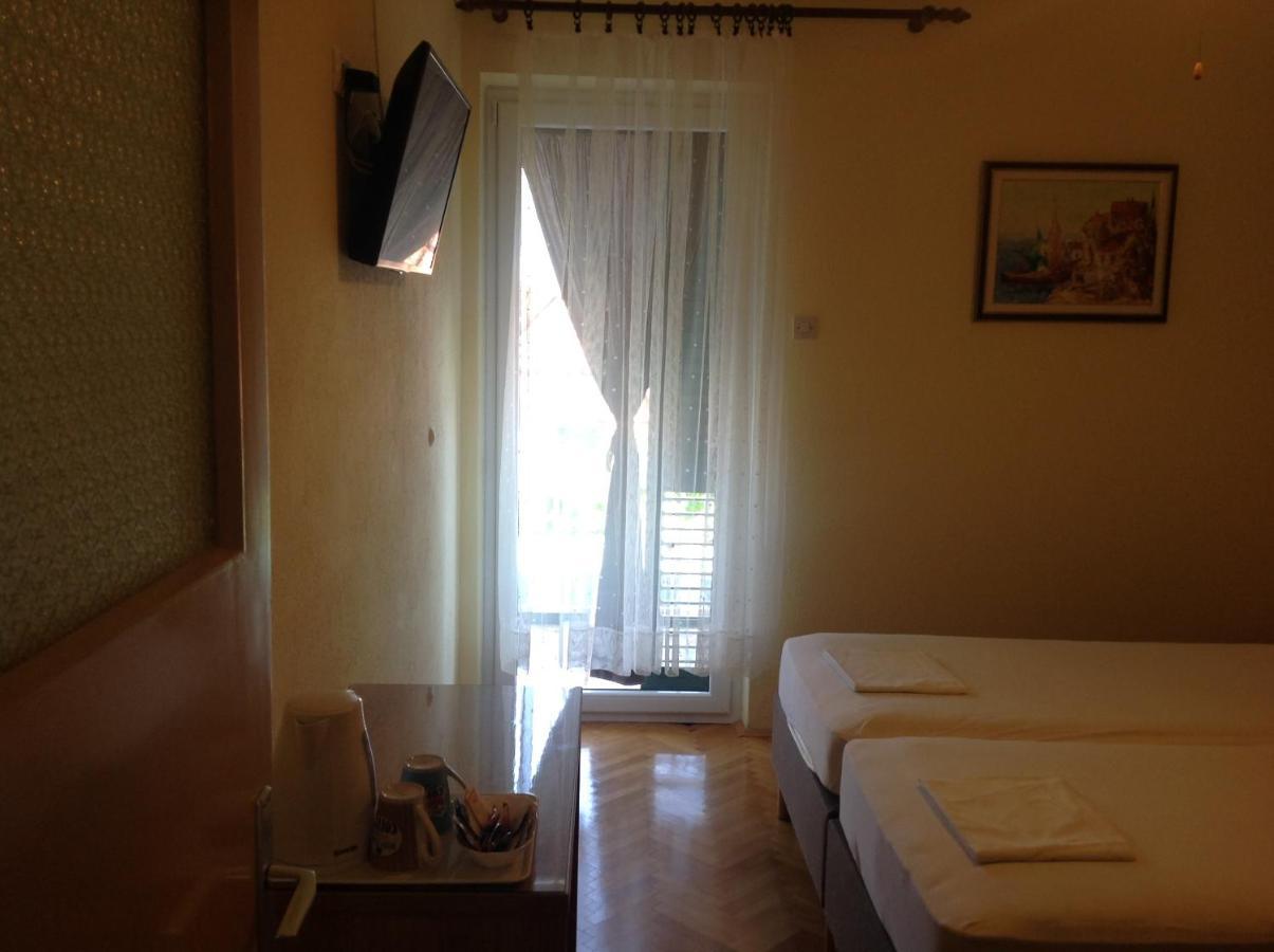 Bed & Breakfast Batosic Makarska Exterior photo