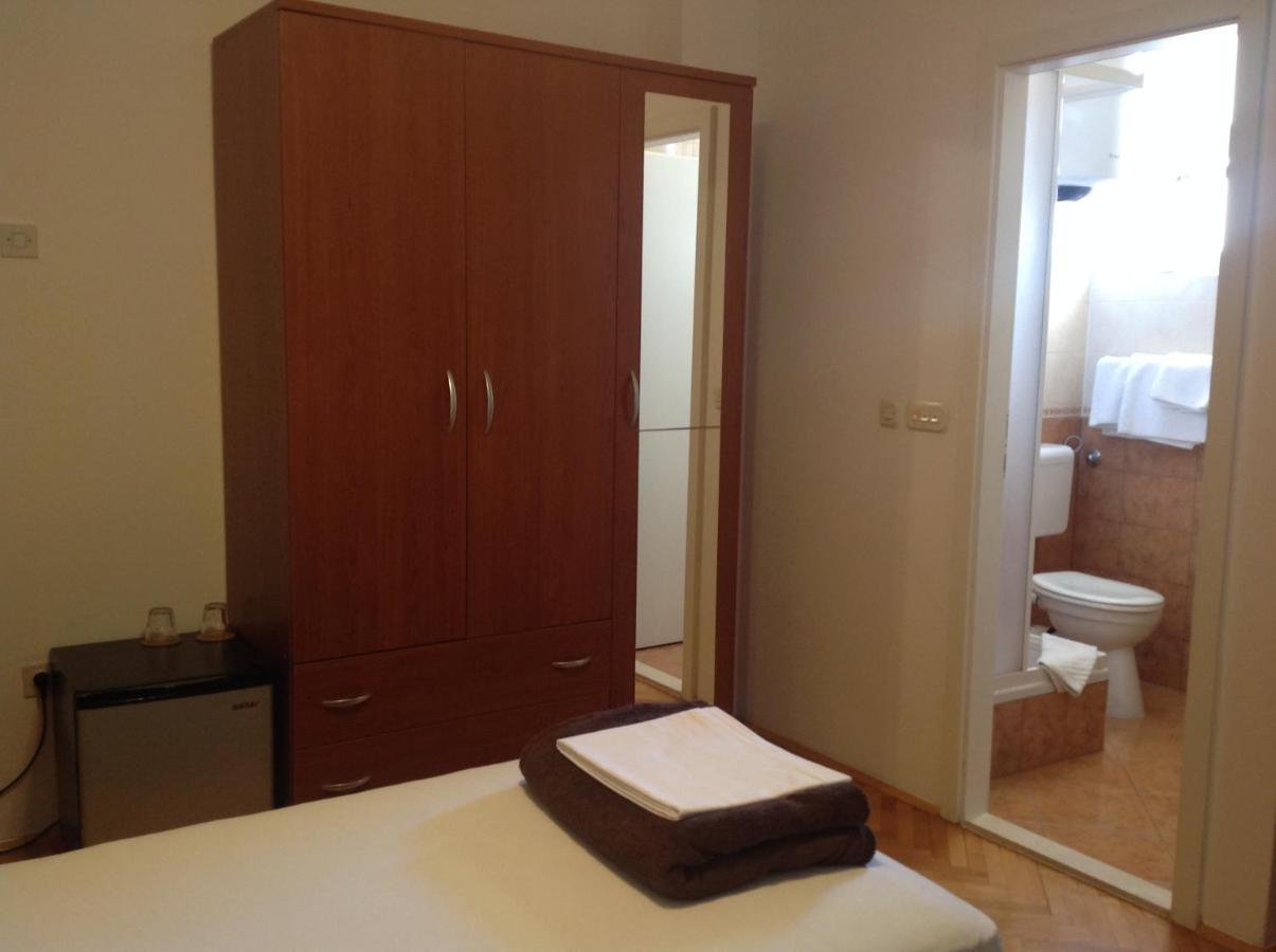 Bed & Breakfast Batosic Makarska Exterior photo