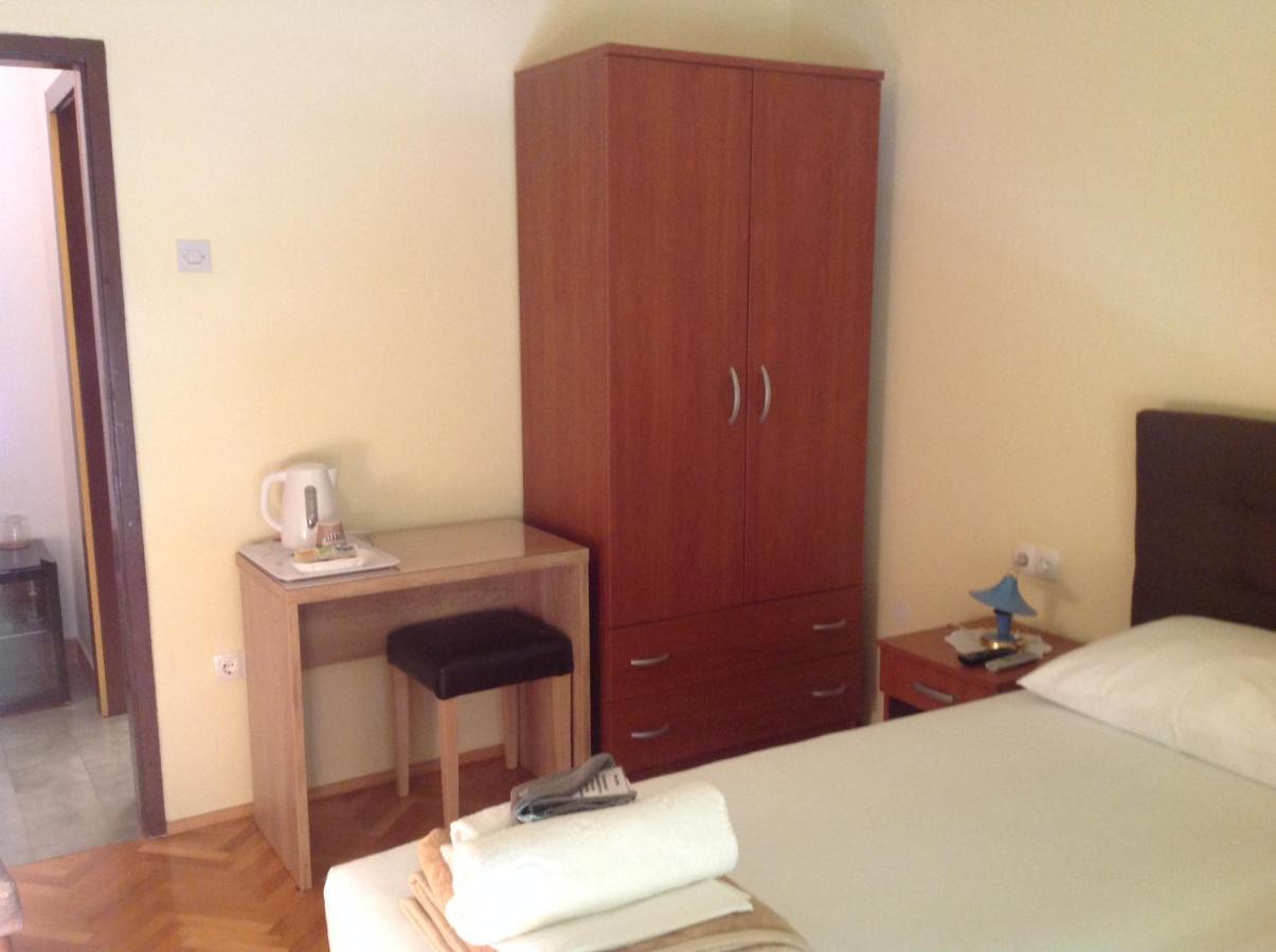 Bed & Breakfast Batosic Makarska Exterior photo