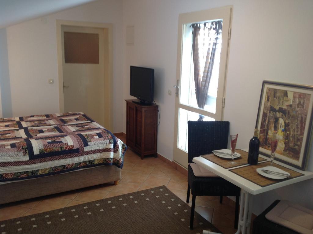 Bed & Breakfast Batosic Makarska Exterior photo