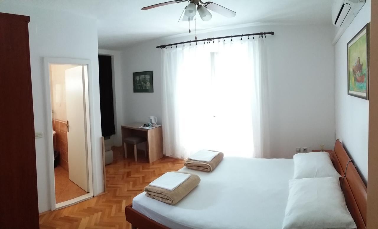 Bed & Breakfast Batosic Makarska Exterior photo